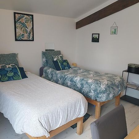 Un Air De Campagne Bed & Breakfast Millac  Dış mekan fotoğraf